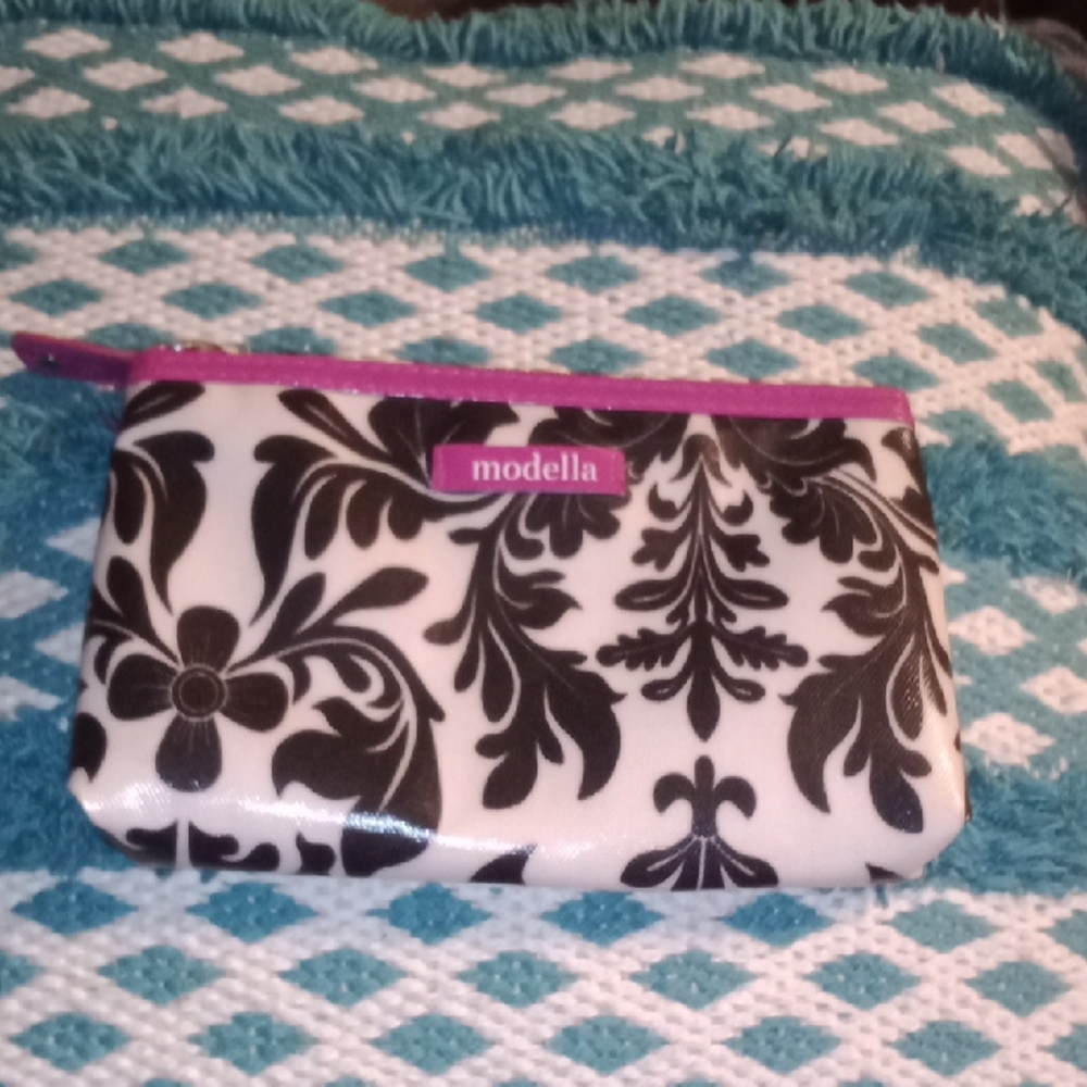 Modella Black and White Floral Pouch